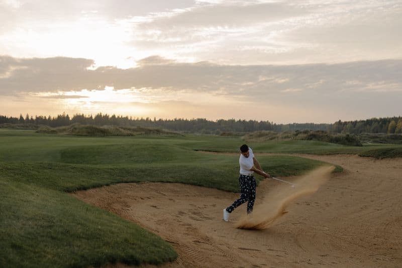 Bunkers & Courts